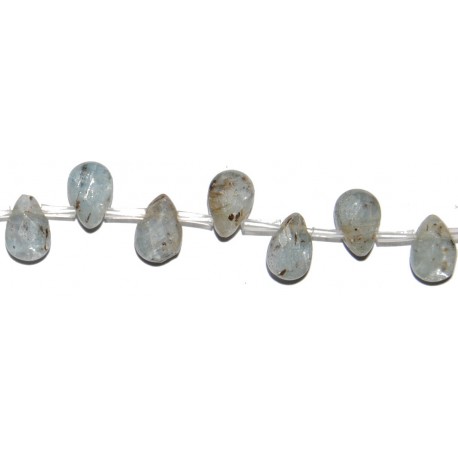 Labradorita lágrima facetada 9*6 mm.