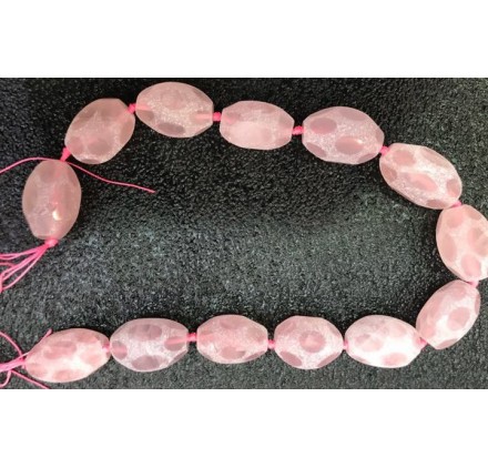 Esteroide fucsia 35*25 mm.