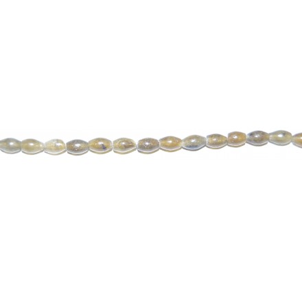 Labradorita lágrima facetada 5*4 mm.