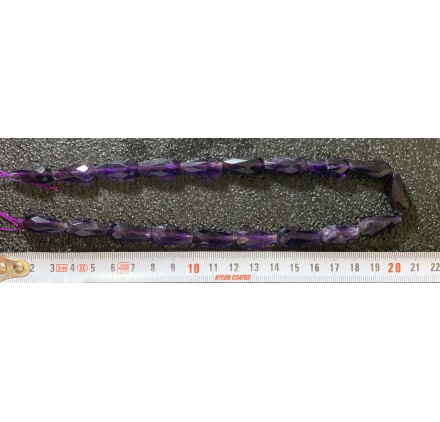 Amatista (alta calidad) lágrima facetada10*20 mm