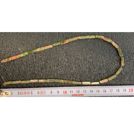 Jaspe Verde Cuboide 4*13 mm