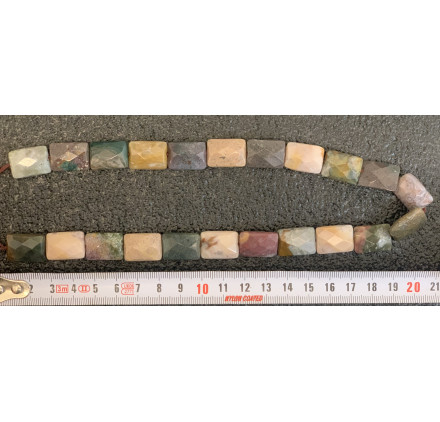 Ágata de la india rectángulo facetado 13*18 mm.